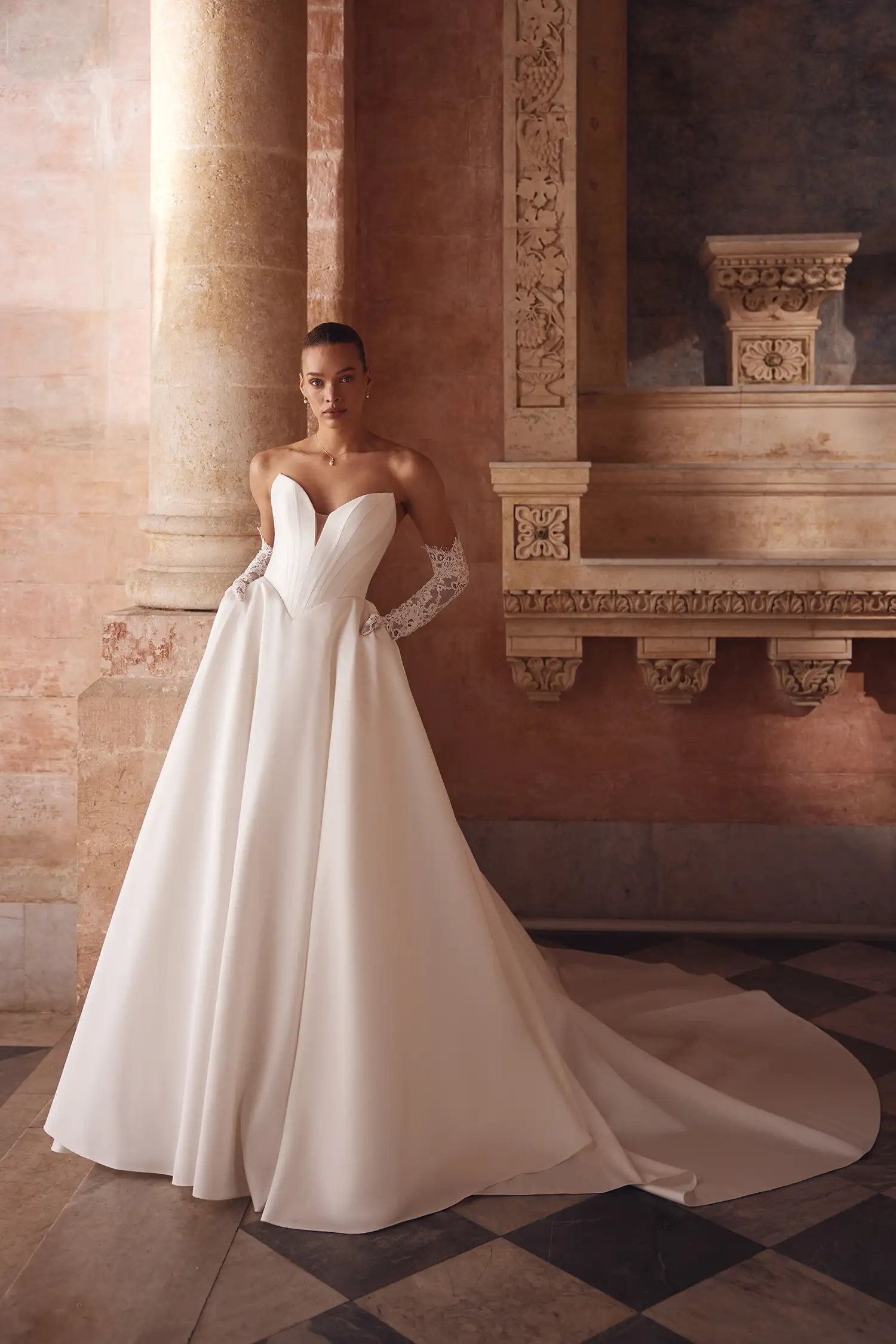 Pnina Tornai 15095